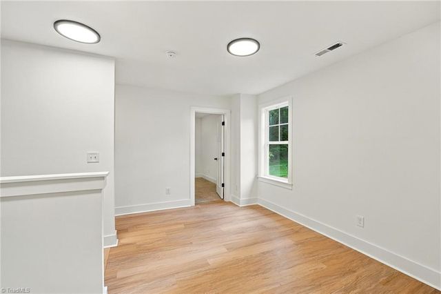 4450 Fernbrook Drive, Winston-salem, NC 27127