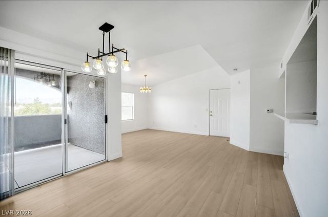 5055 West Hacienda Avenue 2034, Las Vegas, NV 89118