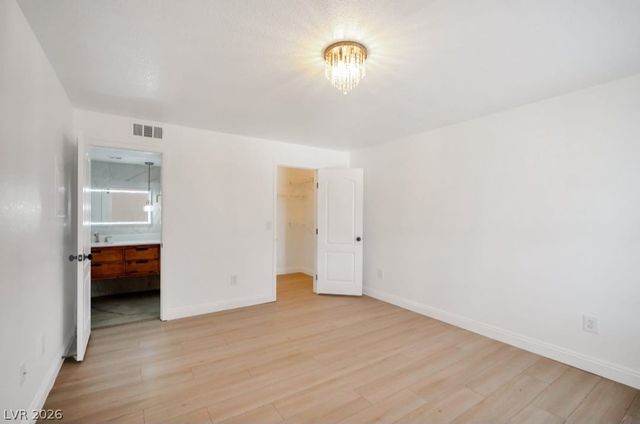 5055 West Hacienda Avenue 2034, Las Vegas, NV 89118