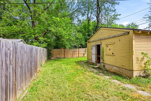 1886 N Fort Avenue, Springfield, MO 65803
