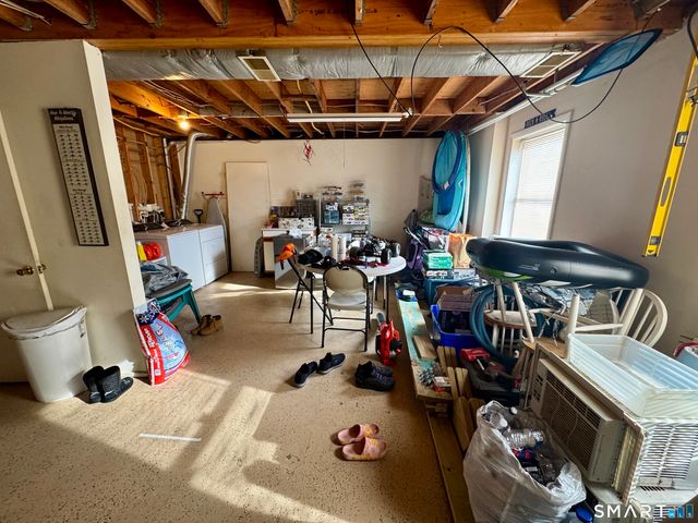 125 Maple Street, Norwich, CT 06360