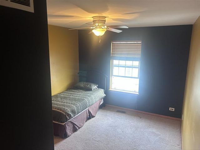 2204 Concord Drive 2204, Sycamore, IL 60178