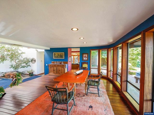 2613 Front St NE, Salem, OR 97301