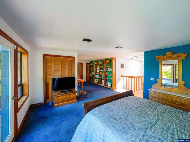 2613 Front St NE, Salem, OR 97301