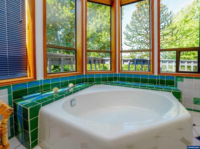 2613 Front St NE, Salem, OR 97301
