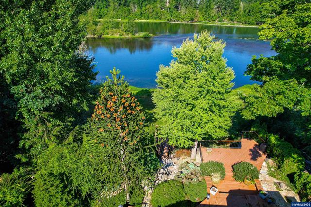 2613 Front St NE, Salem, OR 97301