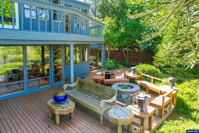 2613 Front St NE, Salem, OR 97301