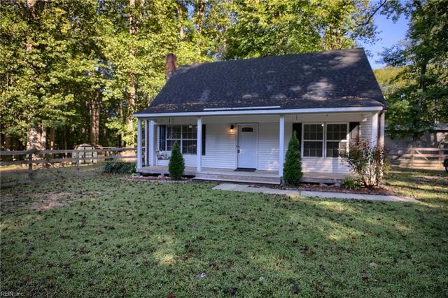 3931 Crosscreek LN, Gloucester, VA 23061