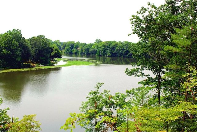 1694 Westview Drive, Allegan, MI 49010