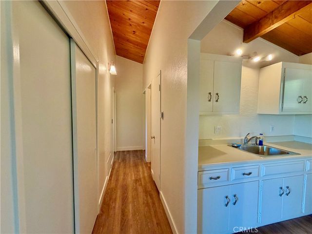 12137 Black Oak Drive, Loch Lomond, CA 95461