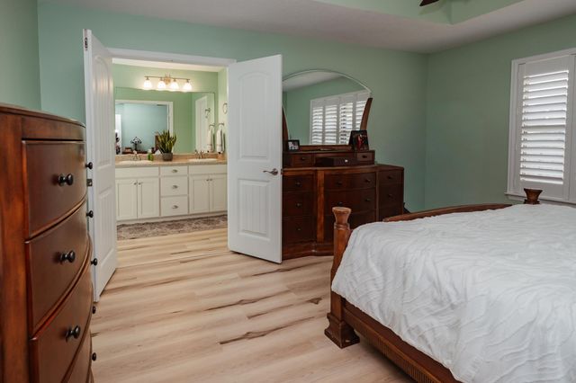 2200 Jernigan Drive, Crestview, FL 32536