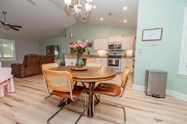 2200 Jernigan Drive, Crestview, FL 32536