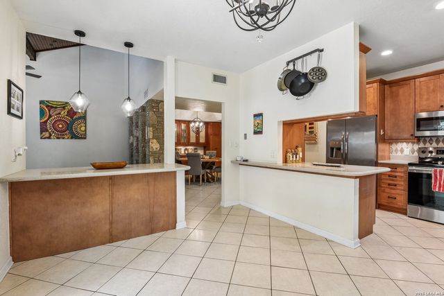 1710 Donerail St, San Antonio, TX 78248