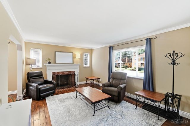 3520 Robb Avenue, Cincinnati, OH 45211