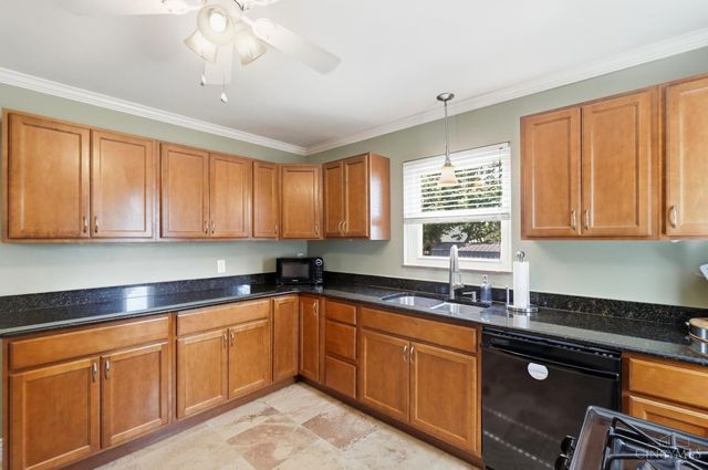 3520 Robb Avenue, Cincinnati, OH 45211