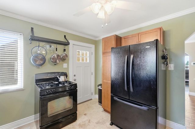 3520 Robb Avenue, Cincinnati, OH 45211