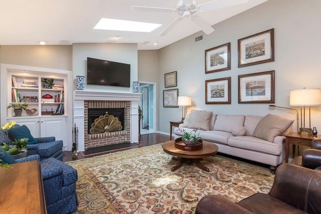 3306 WESTMORELAND DRIVE, Tampa, FL 33618
