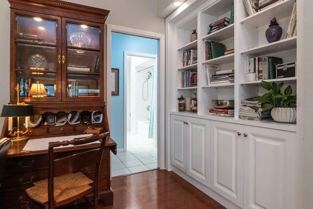 3306 WESTMORELAND DRIVE, Tampa, FL 33618