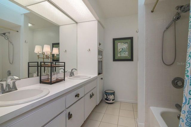 3306 WESTMORELAND DRIVE, Tampa, FL 33618