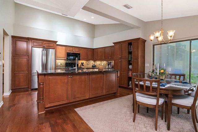 3306 WESTMORELAND DRIVE, Tampa, FL 33618