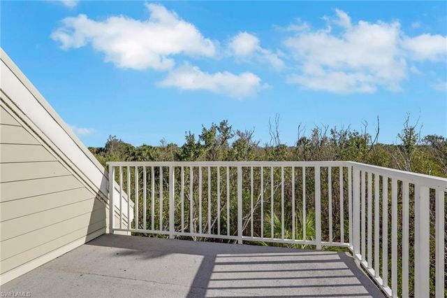 4452 Gulf Pines DR, Sanibel, FL 33957