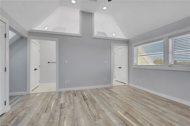 4452 Gulf Pines DR, Sanibel, FL 33957