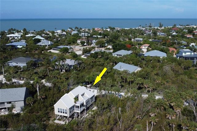 4452 Gulf Pines DR, Sanibel, FL 33957