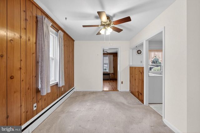 821 KENYON LN, Newark, DE 19711