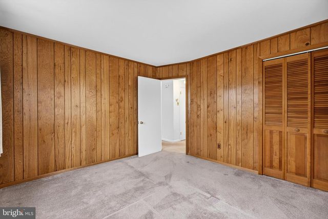 821 KENYON LN, Newark, DE 19711