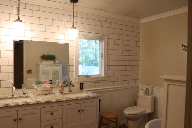 6310 Shappie Road, Clarkston, MI 48348