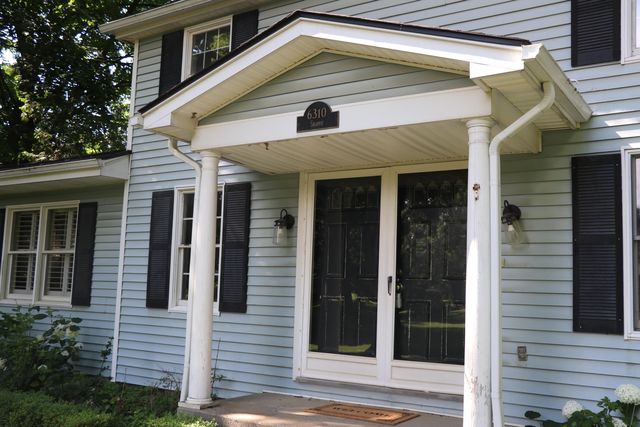 6310 Shappie Road, Clarkston, MI 48348