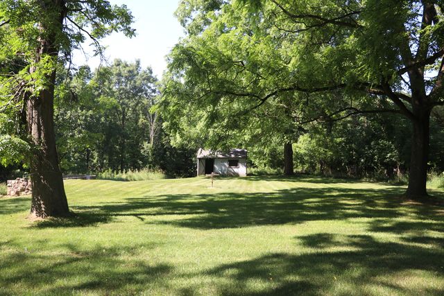 6310 Shappie Road, Clarkston, MI 48348