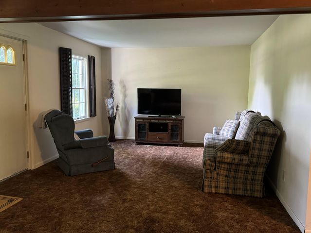 6310 Shappie Road, Clarkston, MI 48348