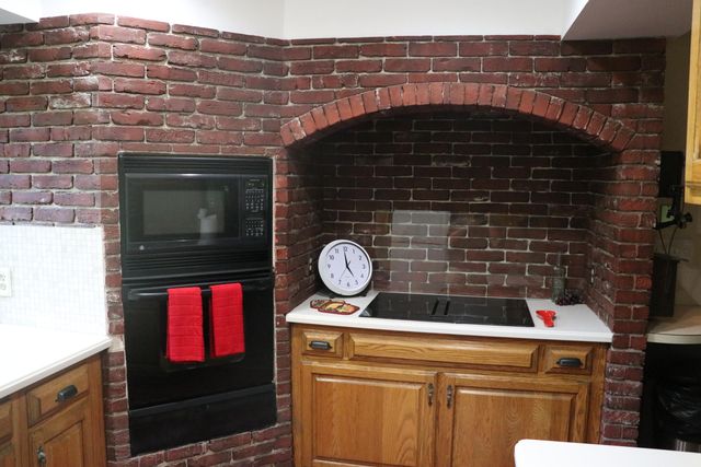 6310 Shappie Road, Clarkston, MI 48348