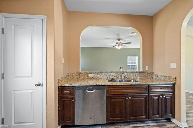 103 Ford ST, Chesapeake, VA 23323