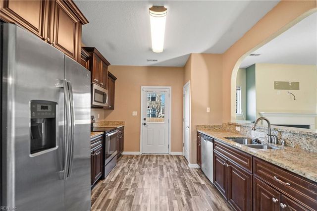 103 Ford ST, Chesapeake, VA 23323