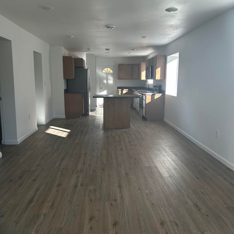 1405 5th ST, Havre, MT 59501 photo 4
