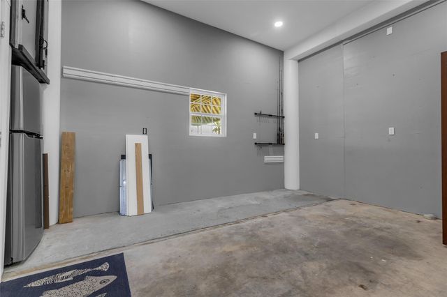 1323 Wahini Street, Tiki Island, TX 77554