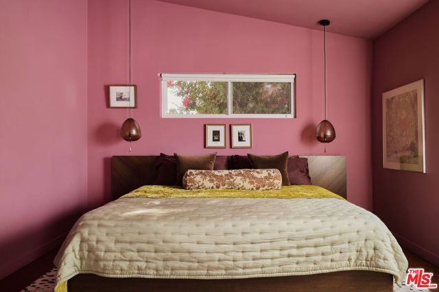 6001 Manton Avenue, Woodland Hills (los Angeles), CA 91367