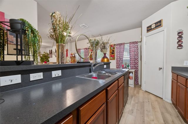 13 N Heritage Oaks Drive, Texas City, TX 77591