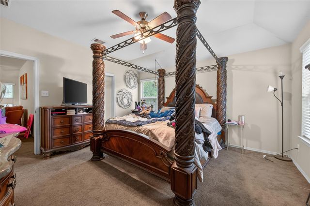 13 N Heritage Oaks Drive, Texas City, TX 77591