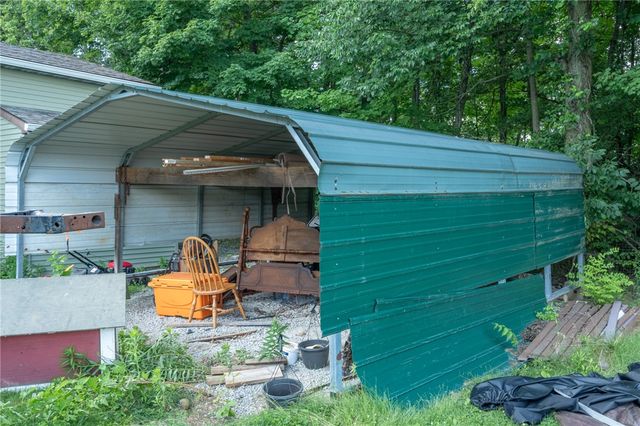 242 N Bickett Road, Xenia, OH 45385