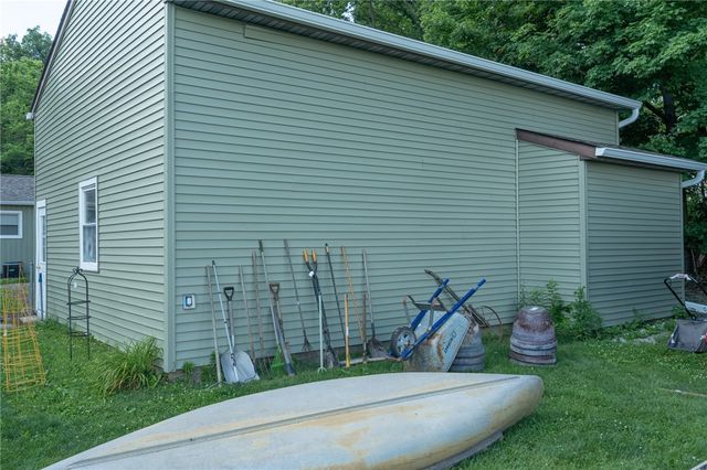 242 N Bickett Road, Xenia, OH 45385