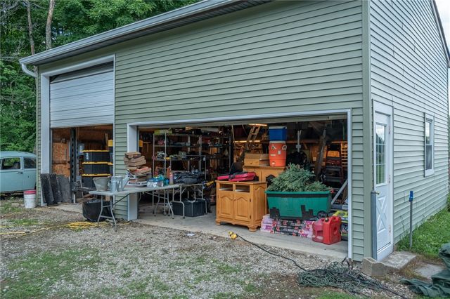 242 N Bickett Road, Xenia, OH 45385