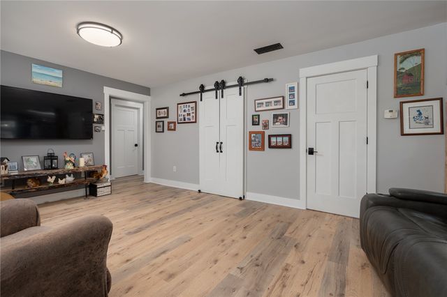 242 N Bickett Road, Xenia, OH 45385