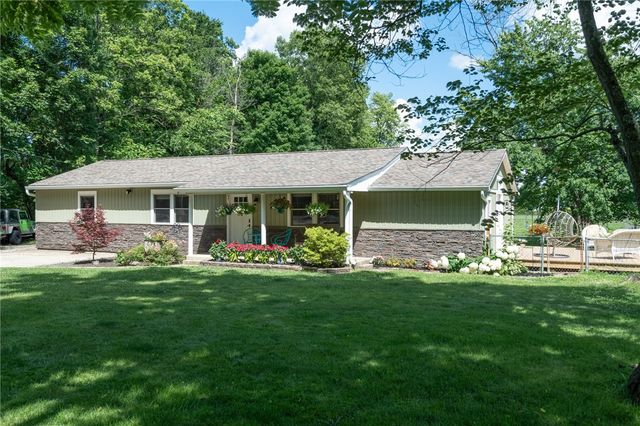 242 N Bickett Road, Xenia, OH 45385