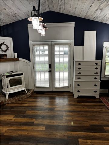 242 N Bickett Road, Xenia, OH 45385