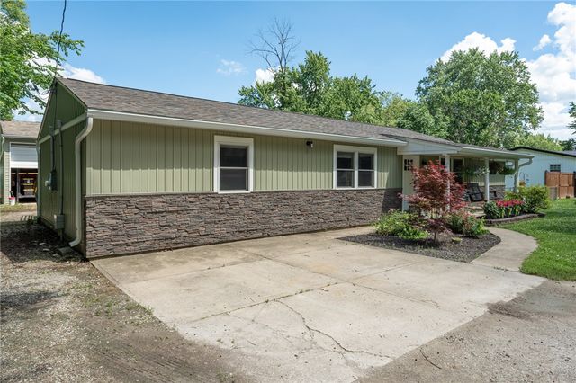 242 N Bickett Road, Xenia, OH 45385