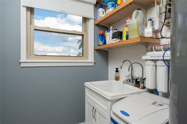 242 N Bickett Road, Xenia, OH 45385