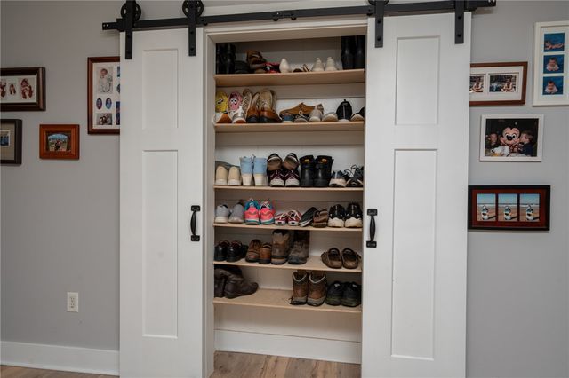 242 N Bickett Road, Xenia, OH 45385